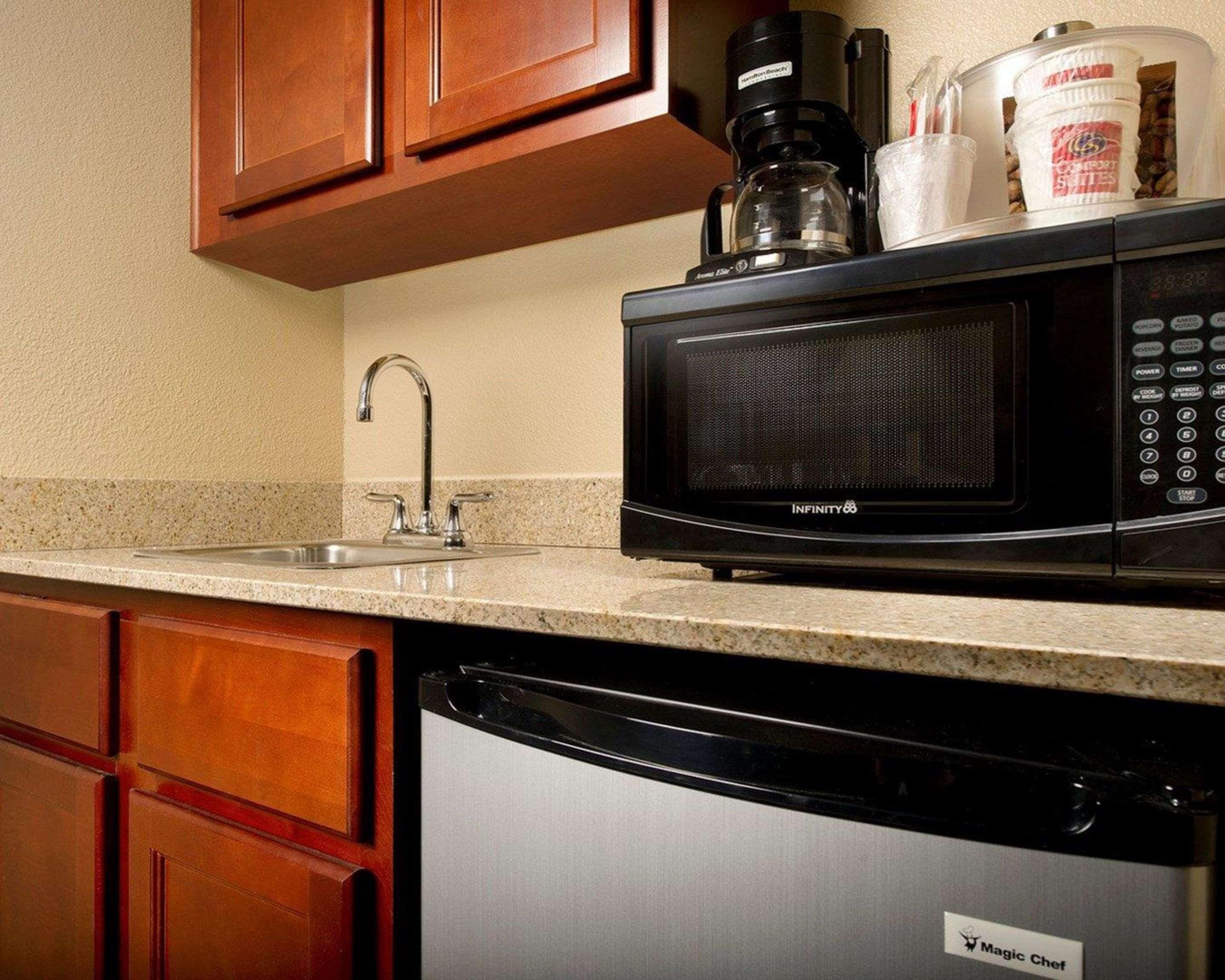 Comfort Suites Waco North - Near University Area エクステリア 写真