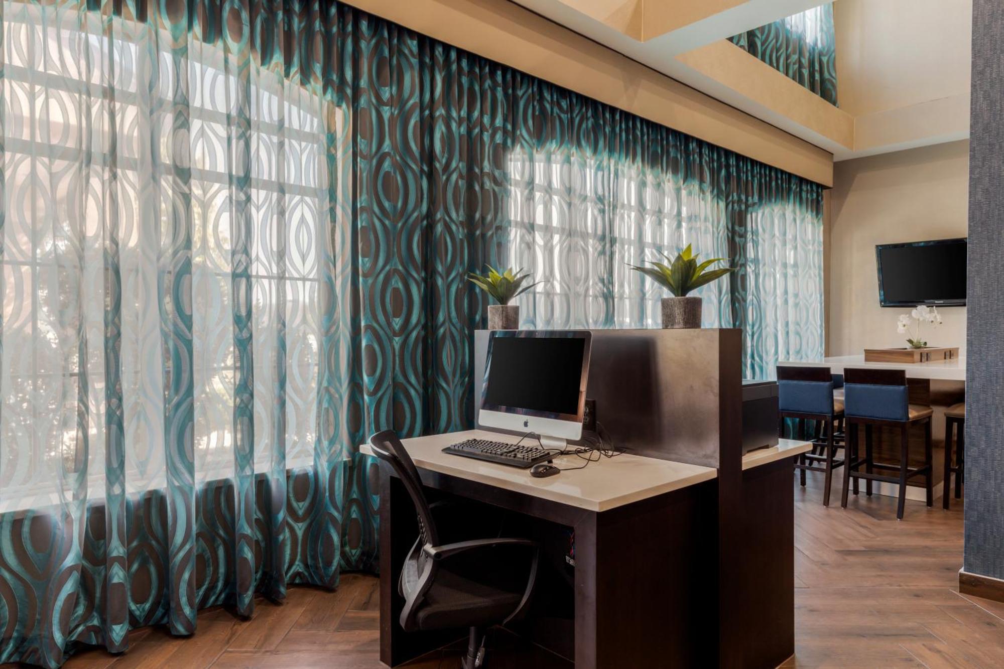Comfort Suites Waco North - Near University Area エクステリア 写真