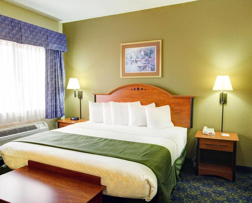 Comfort Suites Waco North - Near University Area エクステリア 写真